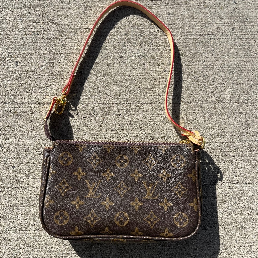 brown handbag/crossbody